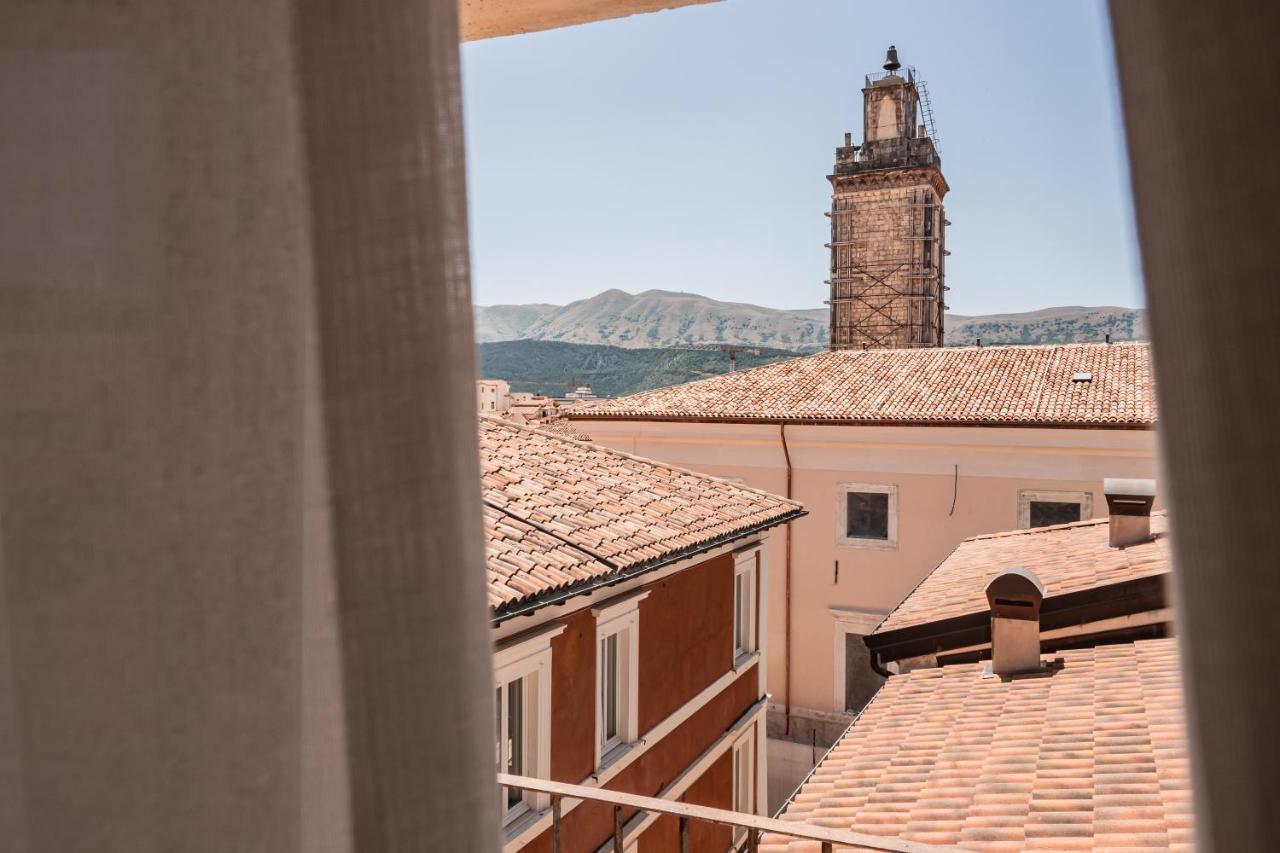 Bed and Breakfast Palazzo Dei Pavoni, Relais Di Charme à LʼAquila Extérieur photo